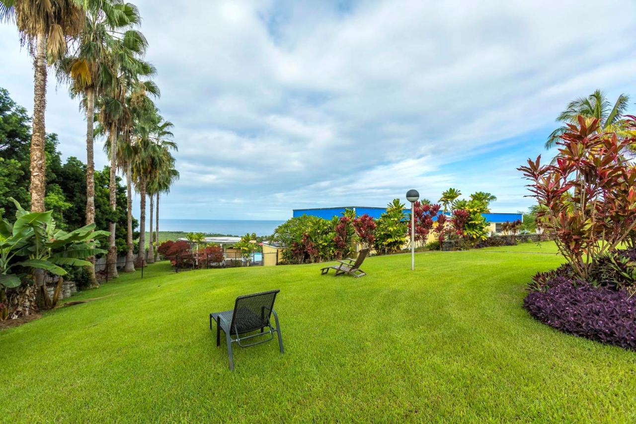 Luana Inn Captain Cook Exterior photo