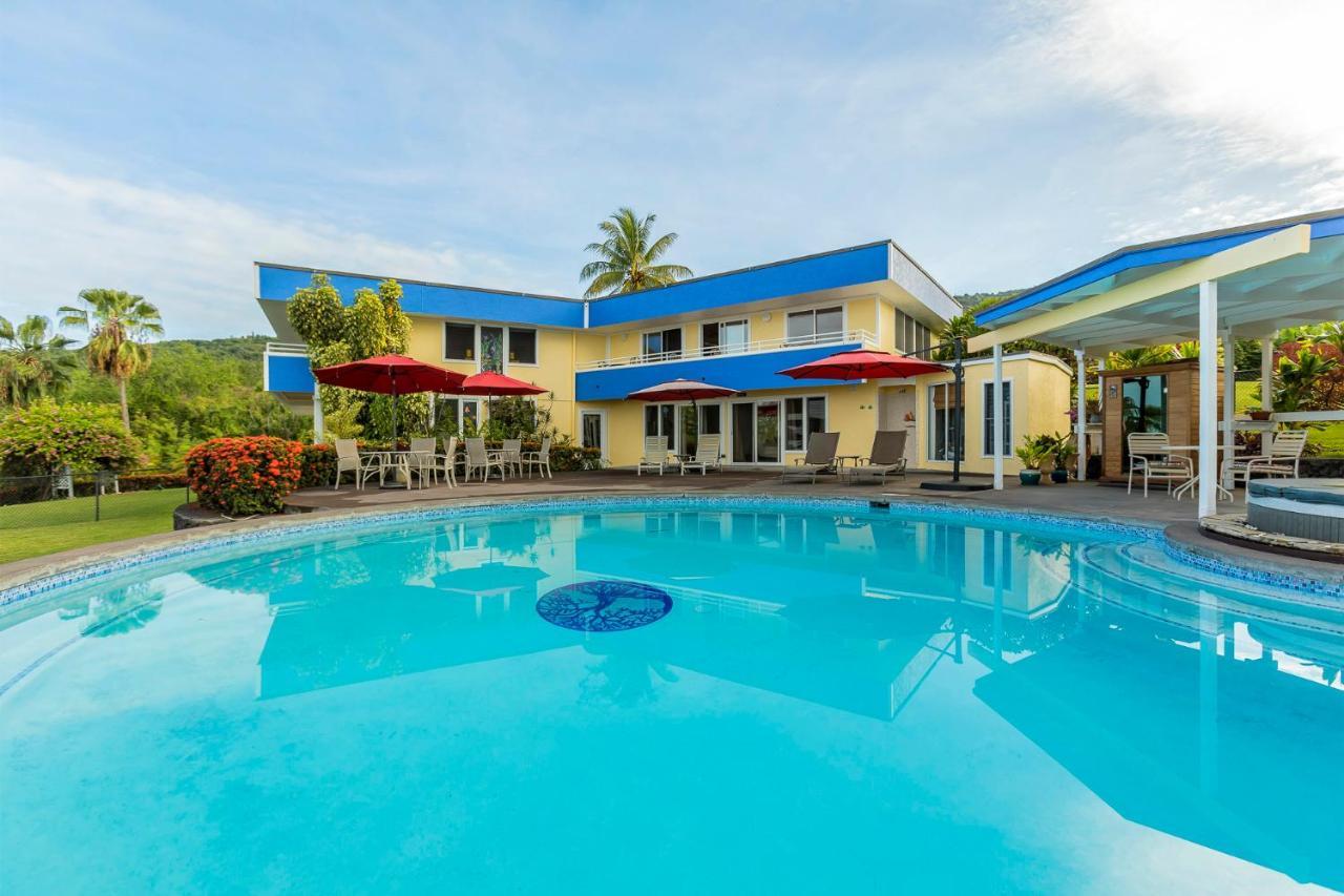 Luana Inn Captain Cook Exterior photo