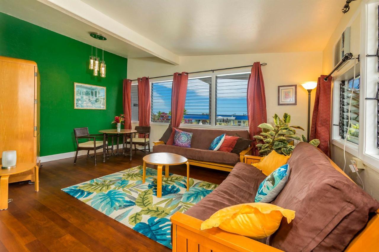 Luana Inn Captain Cook Exterior photo