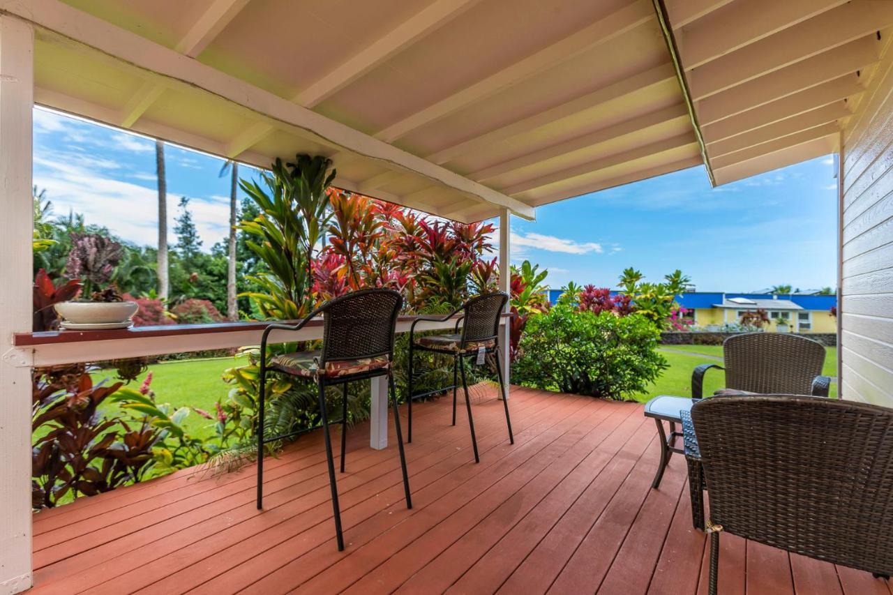 Luana Inn Captain Cook Exterior photo